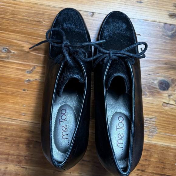 Me Too Lynessa Leather and calf hair Platform Heel Ankle Bootie size 8.5 Lace Up - Picture 3 of 9